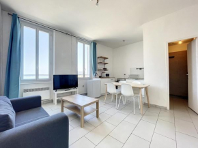 Appartement 4 couchages bord de mer Pointe rouge